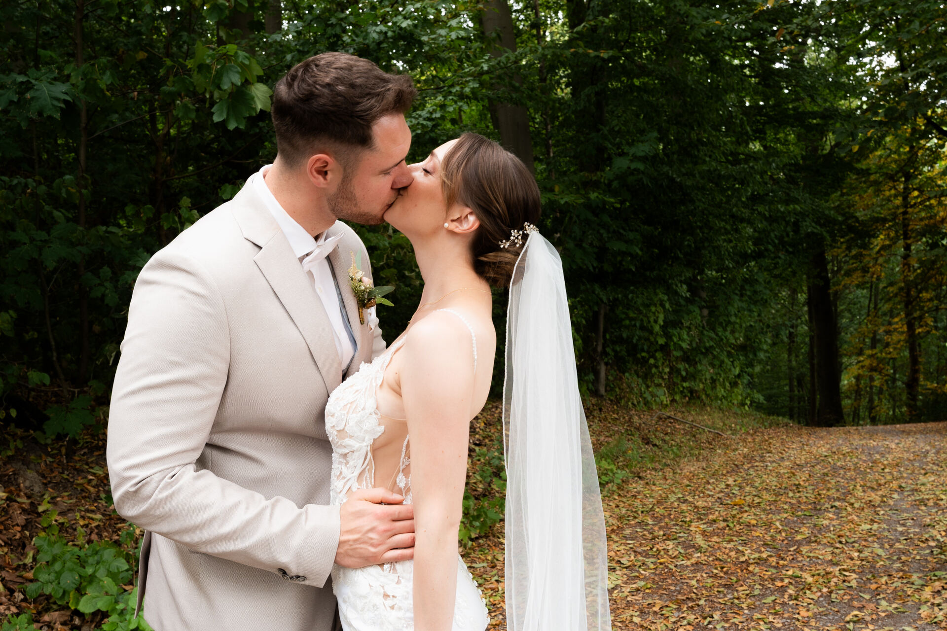 Hochzeitsreportage Lena-Marie & Manuel in der Villa Vue Essen, Bild 32
