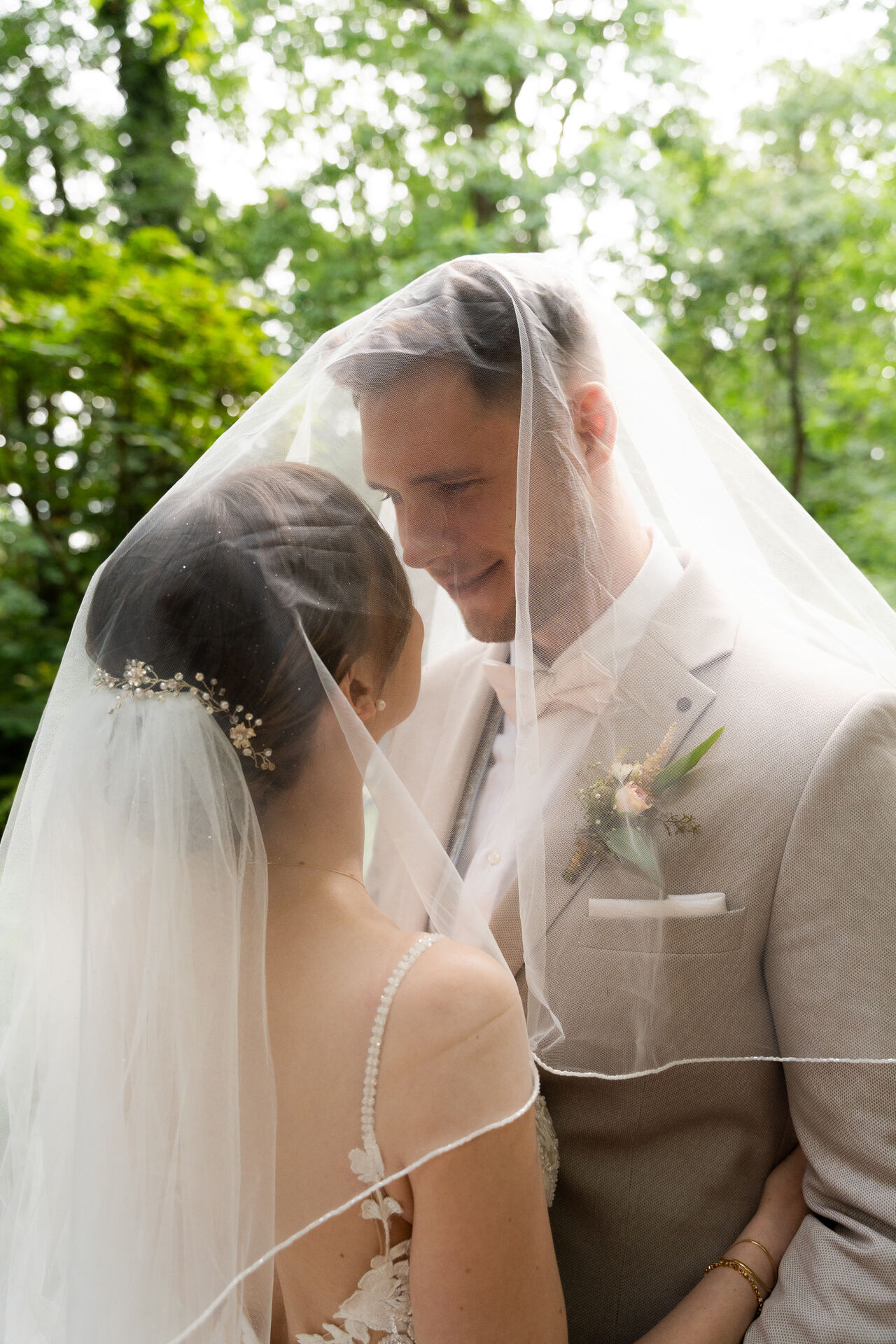 Hochzeitsreportage Lena-Marie & Manuel in der Villa Vue Essen, Bild 41